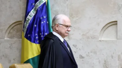 O presidente do STF, Edson Fachin, durante sessão