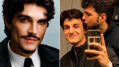 Cantor Jão em apresentação ao vivo