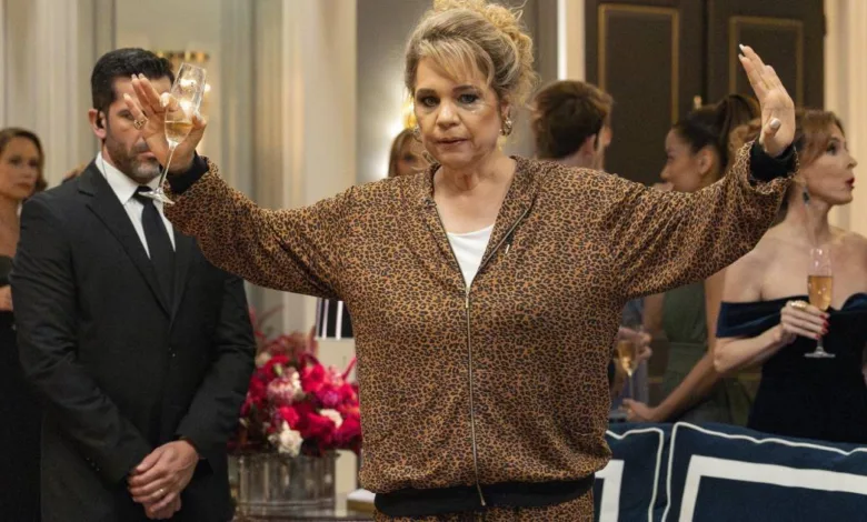 Pilar faz escândalo em cena da novela Quem Ama Cuida