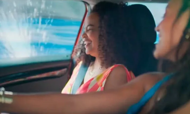 Bela e Juli em cena da novela Por Você